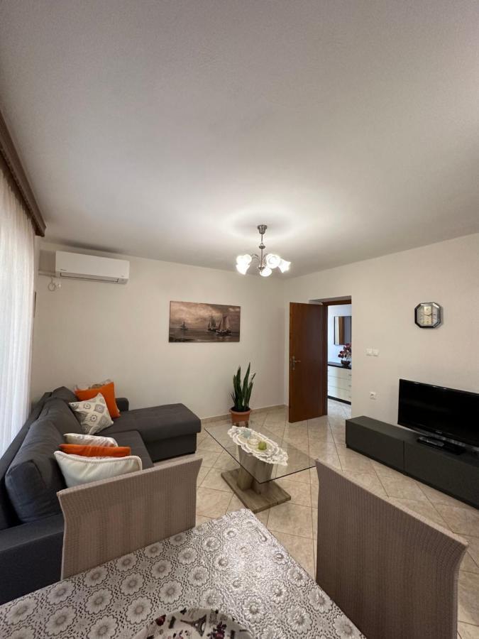B&S Saranda Apartment Zewnętrze zdjęcie